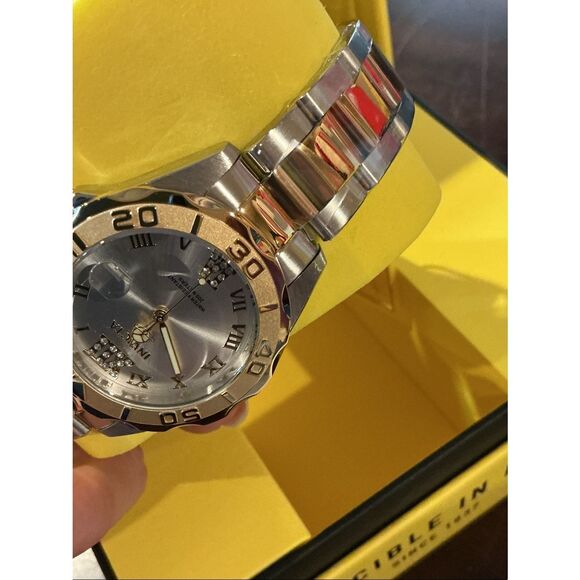 Invicta Pro Diver Brinevale Women’s Watch, Two-Tone Silver and Gold Watch 38 mm main image 7